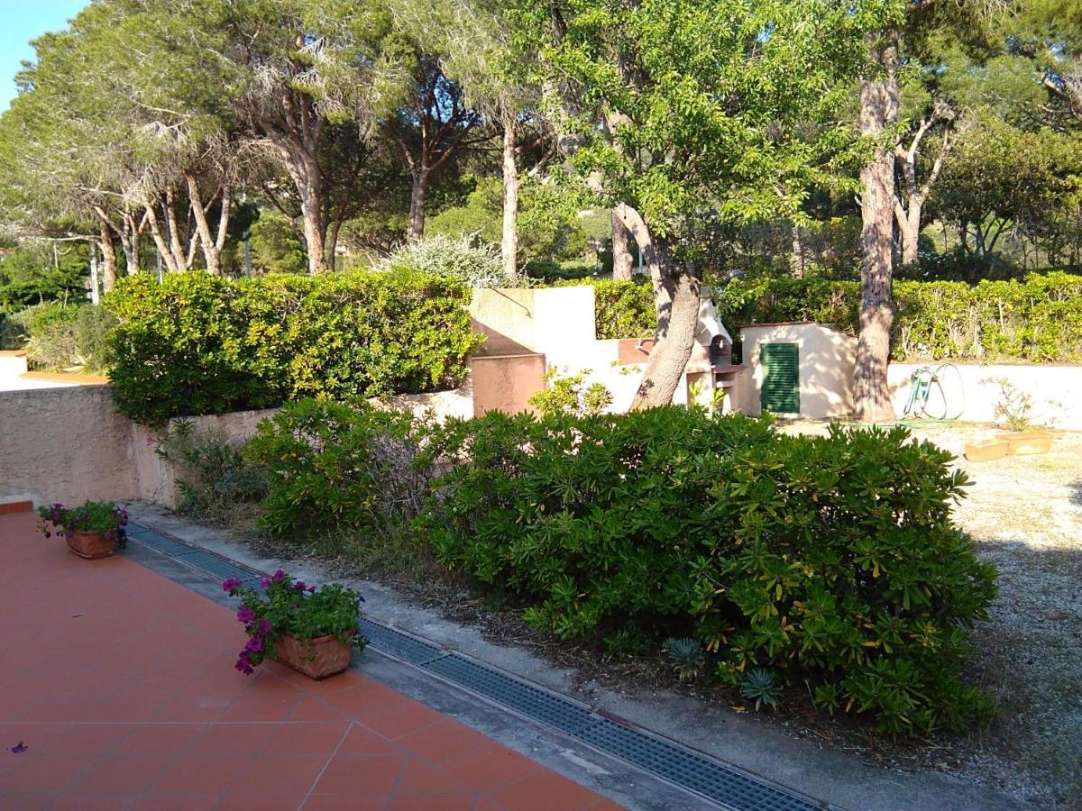 La Casa Dei Nonni - Services Included - Servizi Inclusi Capoliveri  Bagian luar foto